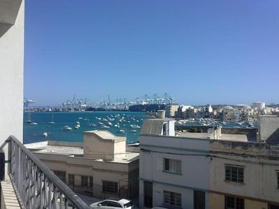 Birzebbugia - 100m from beach & promenade