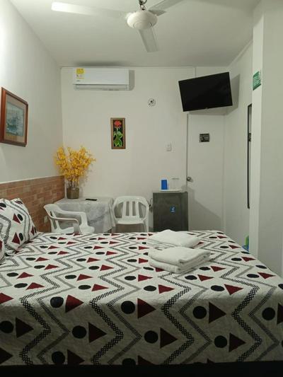 ROOMER - Alojamiento