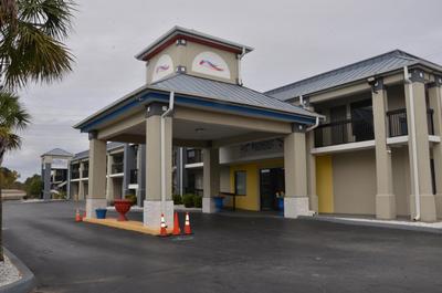Baymont Suites