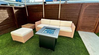 King Suite near SpaceX, SoFI, LAX and Sout Bay Beaches