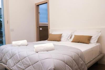 Castello Estense Luxury Apartment - Centro