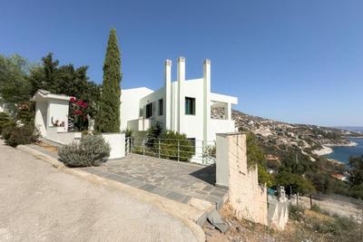 villa with great seaview