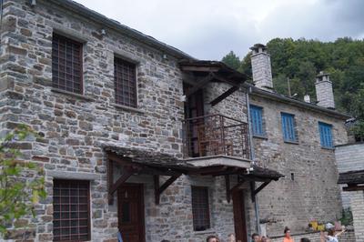 Ikojenia Traditional Lodge