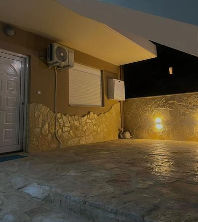 Family House Dim