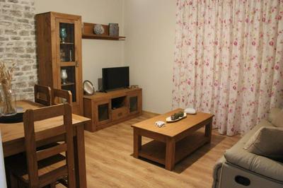 VIVIENDA DE USO TURISTICO El Jabalon