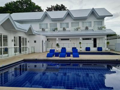 Blu Serenity Villas & Hotel by SMS Hospitality