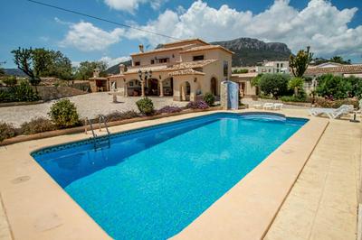 Sala I - family-friendly holiday house in Calpe