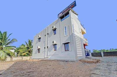 Hotel O Everest Grand