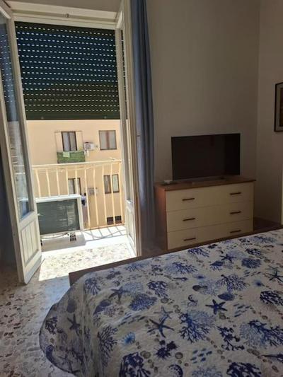 Accogliente appartamento a Trapani per 2 a 4 persone con balconcino vicino al centro storico, porto e spiagge