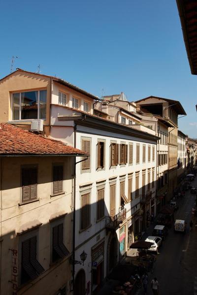 SERVI Elegant apartment with TERRACE