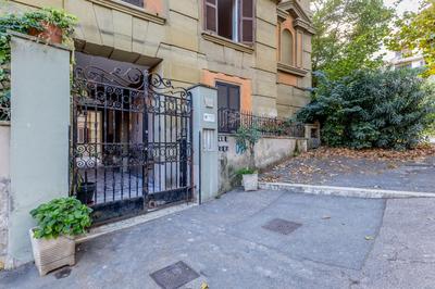 ''Heart of Trastevere'' Charming Loft