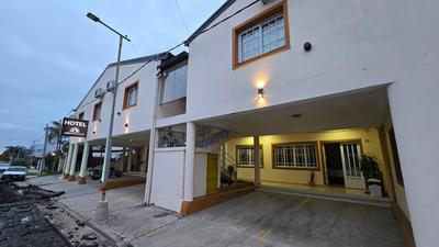 Hotel Arenas Blancas