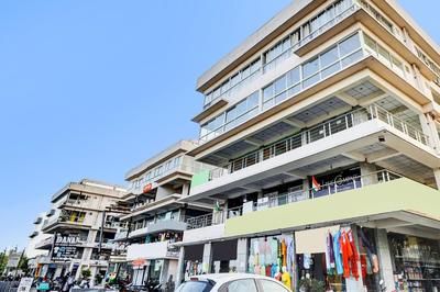 Hotel O Way Point