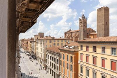 Artieri Suites, Piazza Maggiore