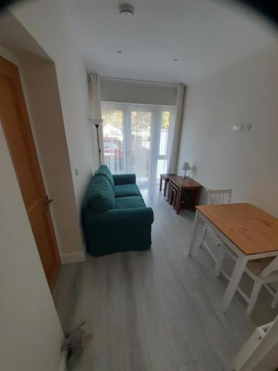 Dublin - convenient location for city centre and scenic environs