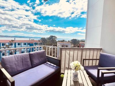Apartamento con vistas al Náutico de San Vicente do Mar