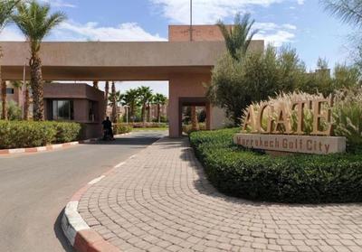 Accès directe piscine, jardin privatif et calme