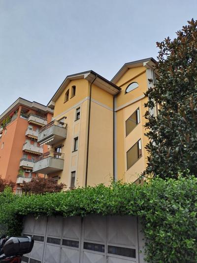 CASA BEA Elegante mansarda vicina a Fiera