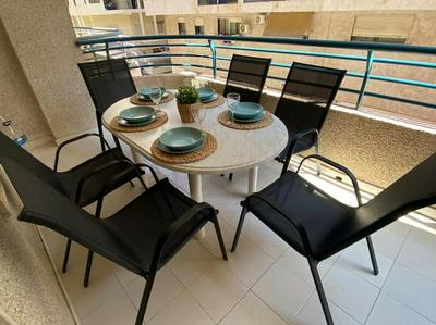 1 min to Beach and Marina