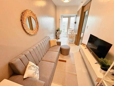 Solana Suite 3 at Coast Residences Roxas Blvd