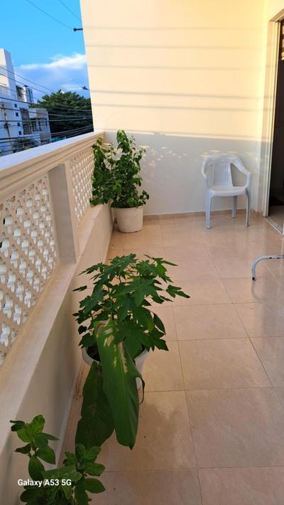 Arriendo habitaciones amobladas con aire acondicionado
