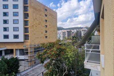 New Ventiri Suite 3, near Hilton, Athens Central, fully equipped