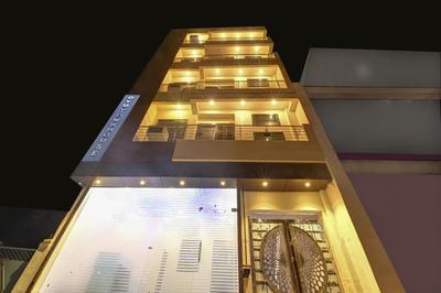 OYO Townhouse 1123 Kalyanpur Metro
