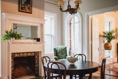 Stunning Apartment in Historic Federal Hill Mansion near Downtown & College Hill