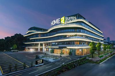 Home2 Suites By Hilton Hotel Guangzhou Baiyun International Airport Huadu Plaza Branch - Free Shuttle Bus to Guangzhou Baiyun International Airport & Free 