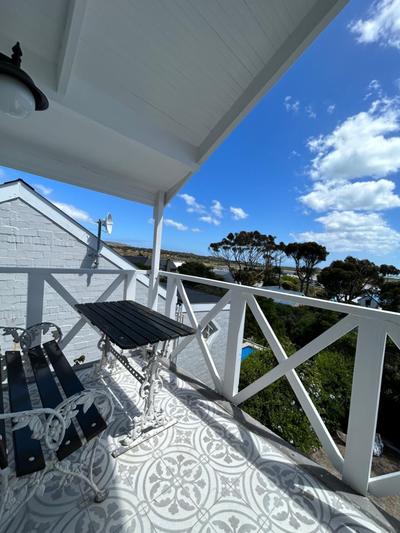 Ocean Lake Mountain View Studio