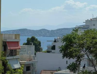 F5 studio near the sea