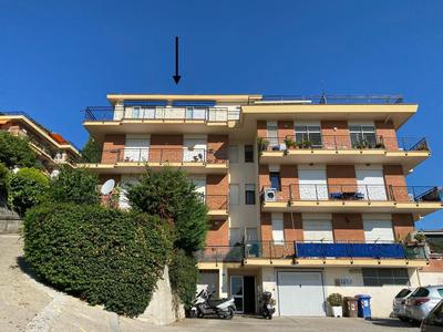 Casa Fiona - attico con incredibile vista mare