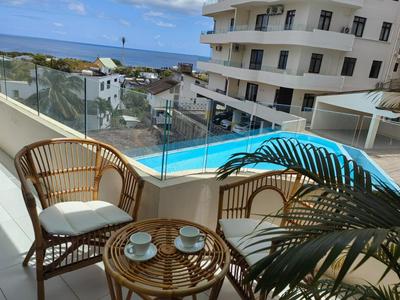 Luxury Seaview Apartment Flic en Flac CFF07