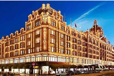 Elegant 2 Bedroom Apartment, Steps from History & V&A Museums, 2 Bathroom & 2 Elevators