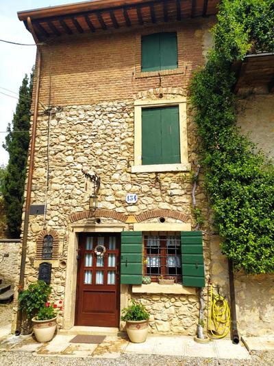 L'Affresco, rural house in Valpolicella Courtyard