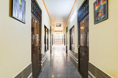 Hotel O Ramadhya Palace