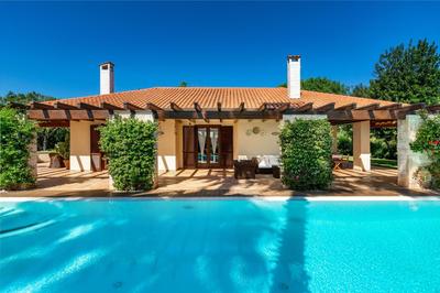 Villa Monica by BarbarHouse