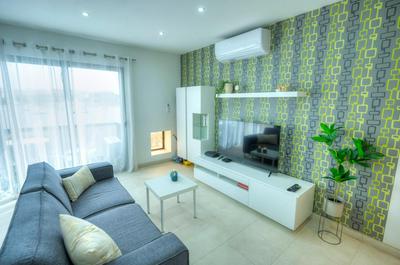 Seafront bright & spacious 2 bedroom, balcony, KDEG1-1