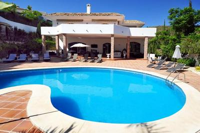 Villa Caballos, Benahavis Village