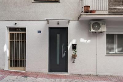 Cosy minimal apt close to Kallimarmaro