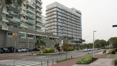 Apto com otima localizacao na Barra da Tijuca RJ