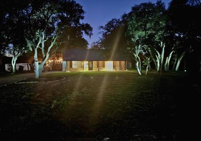 Charming Salado Cottage, Pool, Hot Tub, Villa - NO Smoking!