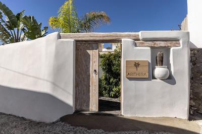 Arithera Villa in Santorini