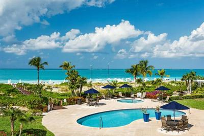 Great two-bedroom apartment in Grace Bay Beach