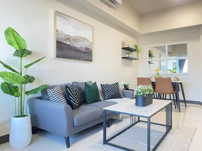 Bayview 2BR Family Suite in Uptown BGC near Mall