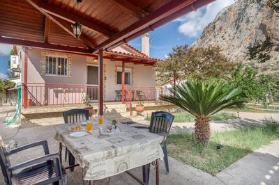 Emis house krioneri