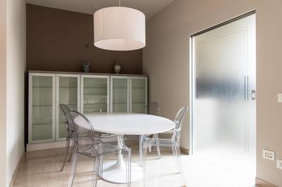 Youhosty - Chinatown Bright and Luxury Apartment