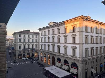 Golden Luxe - Lux Penthouse Palazzo Strozzi