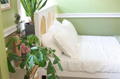 Chateau Connellsville Botanical Haven Suite