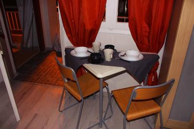 Amazing Studio Next To Center only 9 minutes walk